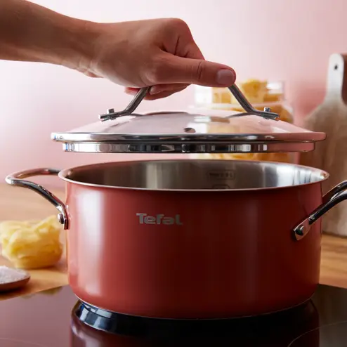 Batterie de cuisine Tefal avec couvercles
